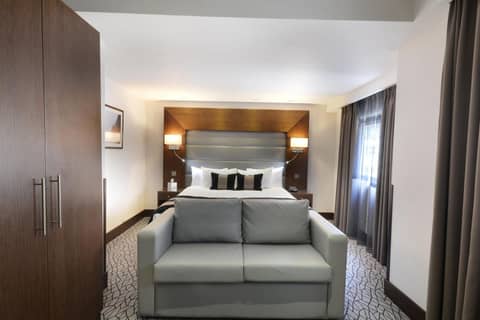The Cura Hotel Kensington, London, a Tribute Portfolio Hotel — hotel room