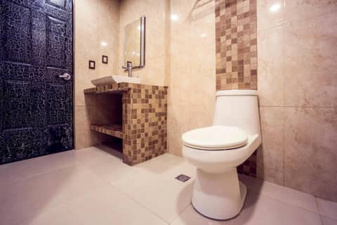 Hotel La Silla — bathroom