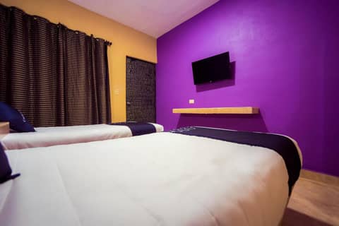 Hotel La Silla — hotel room