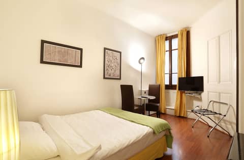 Torhôtel Genève — hotel room