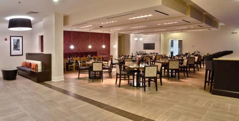 Holiday Inn Charlotte - Airport Conf Ctr by IHG — photo 5
