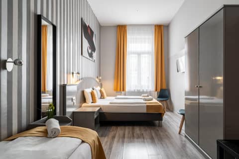 Full Moon Budapest — hotel room