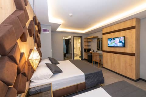 Fly And Stay Airport Hotel — photo 5