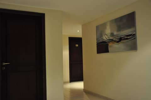 Sahara Hotel Apartments — photo 2