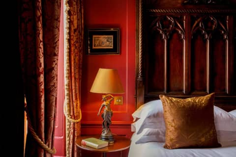 Hazlitt's — hotel room