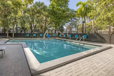 Comfort Inn & Suites Downtown Brickell-Port of Miami — photo 8