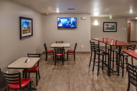 My Place Hotel-Portland East, OR — photo 6