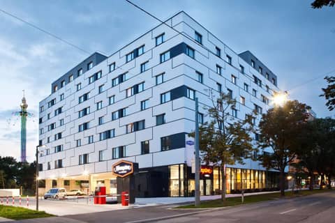 Hampton By Hilton Vienna Messe — photo 9