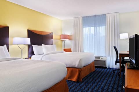 Fairfield Inn & Suites Charlotte Arrowood — photo 3