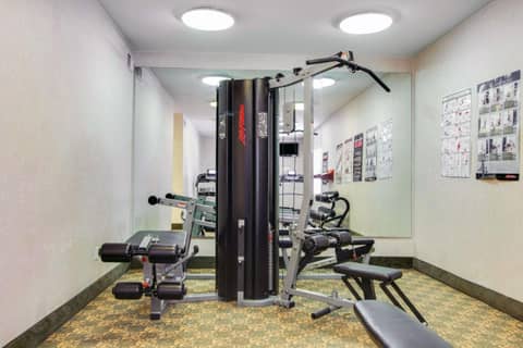 MainStay Suites Texas Medical Center-Reliant Park — activities & amenities