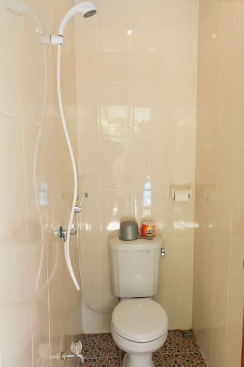 Delta Homestay — bathroom