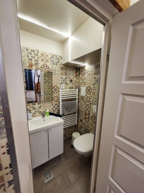 Economy Rooms and Apartments — photo 4