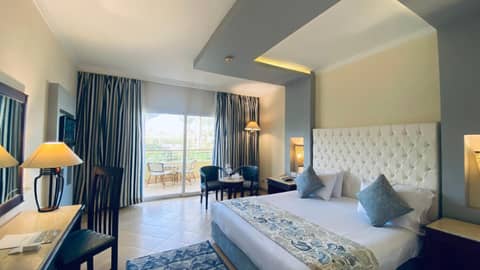 Amwaj Oyoun Resort — photo 8