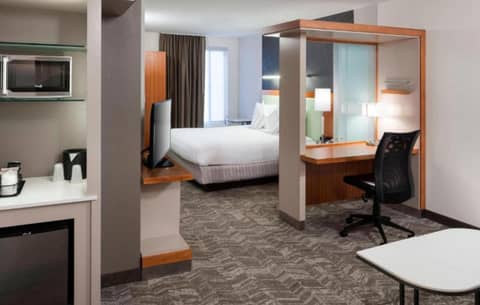 SpringHill Suites by Marriott Salt Lake City Airport — hotel room
