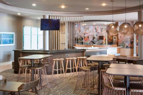 SpringHill Suites by Marriott Salt Lake City Airport — dining