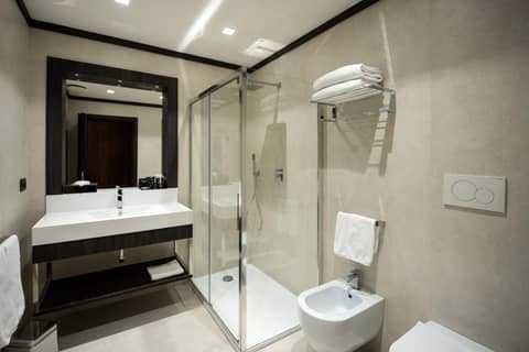 Gold Tower Lifestyle Hotel — photo 2