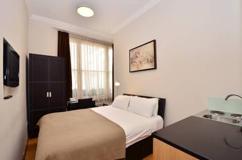 The Royale Chulan Hyde Park Hotel — hotel room