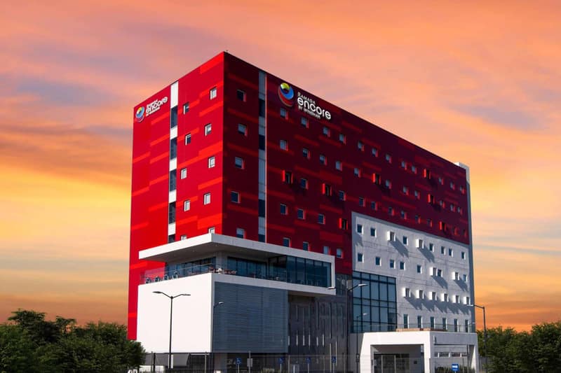 Ramada Encore by Wyndham Guadalajara Aeropuerto — building
