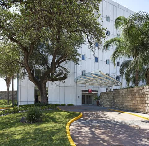Ibis Monterrey Valle — photo 5