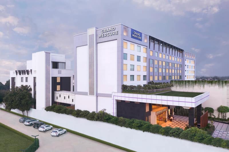 Grand Mercure Agra - An Accor Brand — building