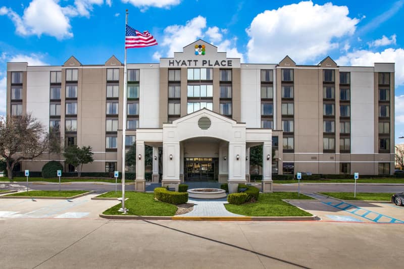 Hyatt Place Fort Worth / Cityview — building