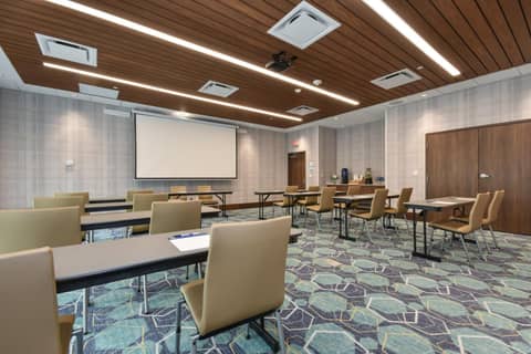 Holiday Inn Express & Suites Charlotte - Ballantyne by IHG — photo 8