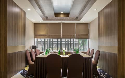 Hotel GranDhika Iskandarsyah — photo 6