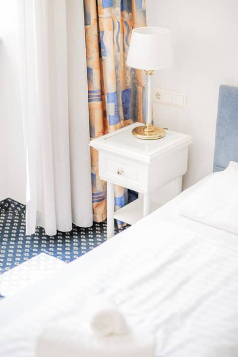 Self-Check-In Hotel Adlon — photo 6