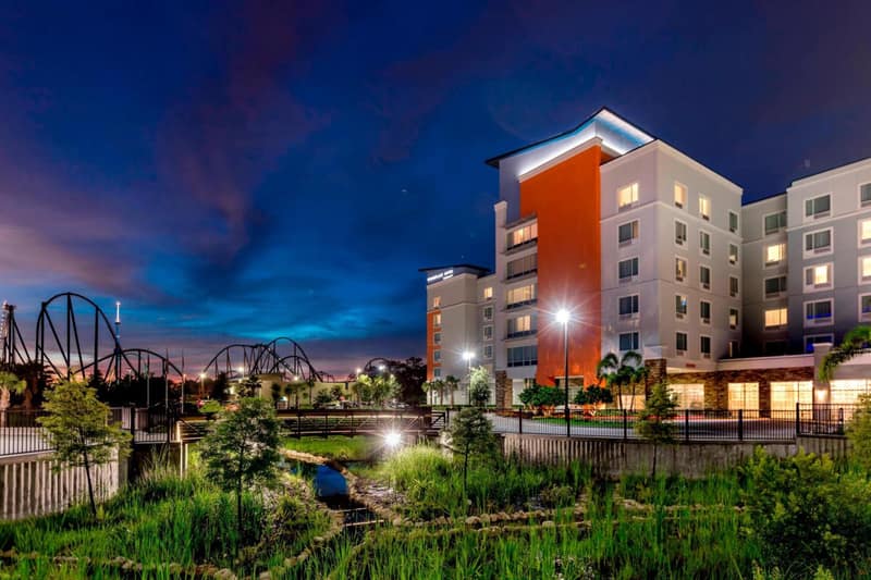 TownePlace Suites by Marriott Orlando at SeaWorld — building