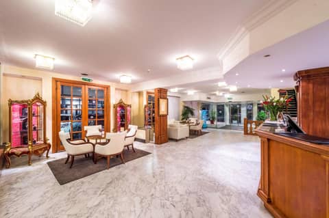 Hotel Century — recepcion & lobby