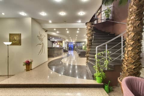 Antroyal Hotel — recepcion & lobby