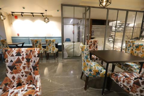 Hotel IP Royal By Qotel - A Luxury Hotel Near Yamuna Sports Complex — photo 2