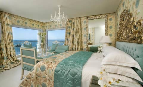 Twelve Apostles Hotel & Spa — hotel room