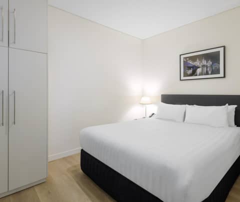 Oaks Melbourne on Collins Suites — photo 9
