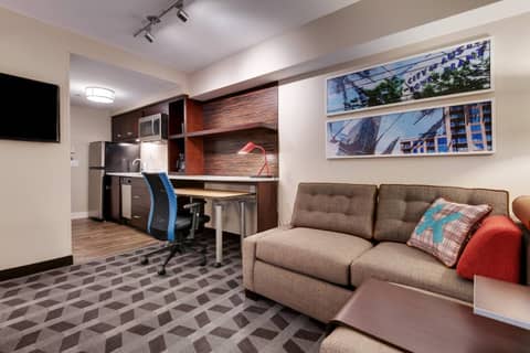 TownePlace Suites by Marriott Austin Parmer/Tech Ridge — hotel room