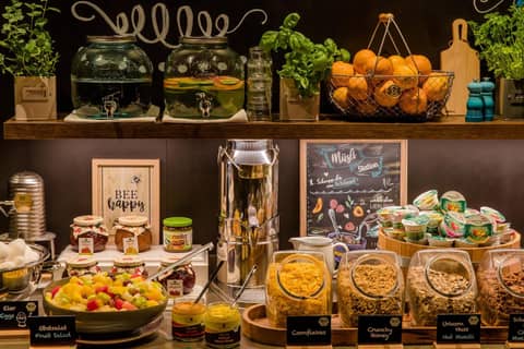 Motel One Manchester-Piccadilly — photo 6