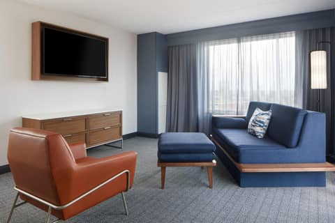 Courtyard by Marriott Detroit Downtown — photo 9