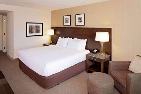 DoubleTree by Hilton Hotel Boston Bayside — photo 7