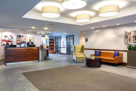 DoubleTree by Hilton Hotel Boston Bayside — photo 8