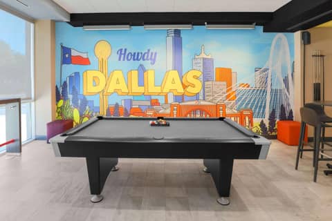 Tru By Hilton Dallas Market Center — photo 8