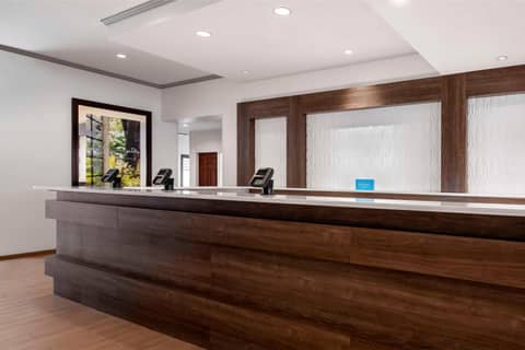 Hilton Garden Inn Cleveland Downtown — photo 5