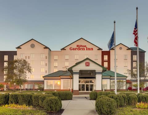 Hilton Garden Inn Indianapolis Airport — photo 9