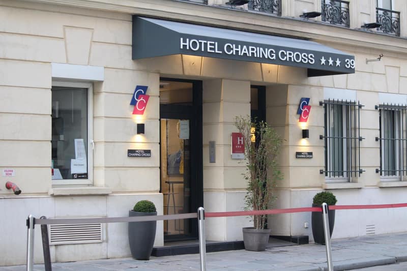 Hôtel Charing Cross — building
