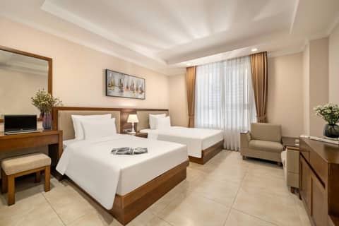 BlueSun Danang Beach Hotel — hotel room