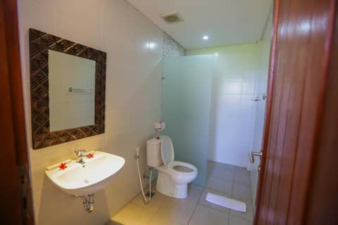 The Carik Bisma Ubud — bathroom