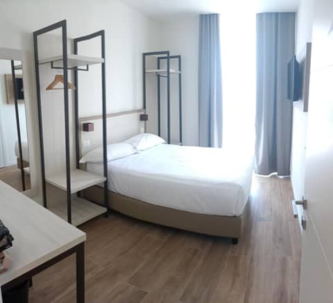 Hotel Cantoria — hotel room
