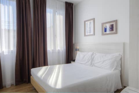 Hotel Cantoria — hotel room