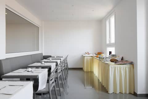Hotel Cantoria — dining