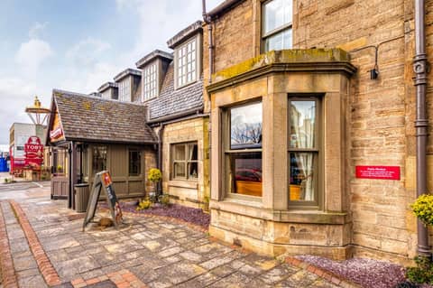 Toby Carvery Edinburgh West by Innkeeper's Collection — building
