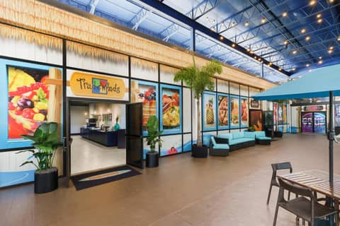 Coco Key Hotel & Water Park Resort — dining